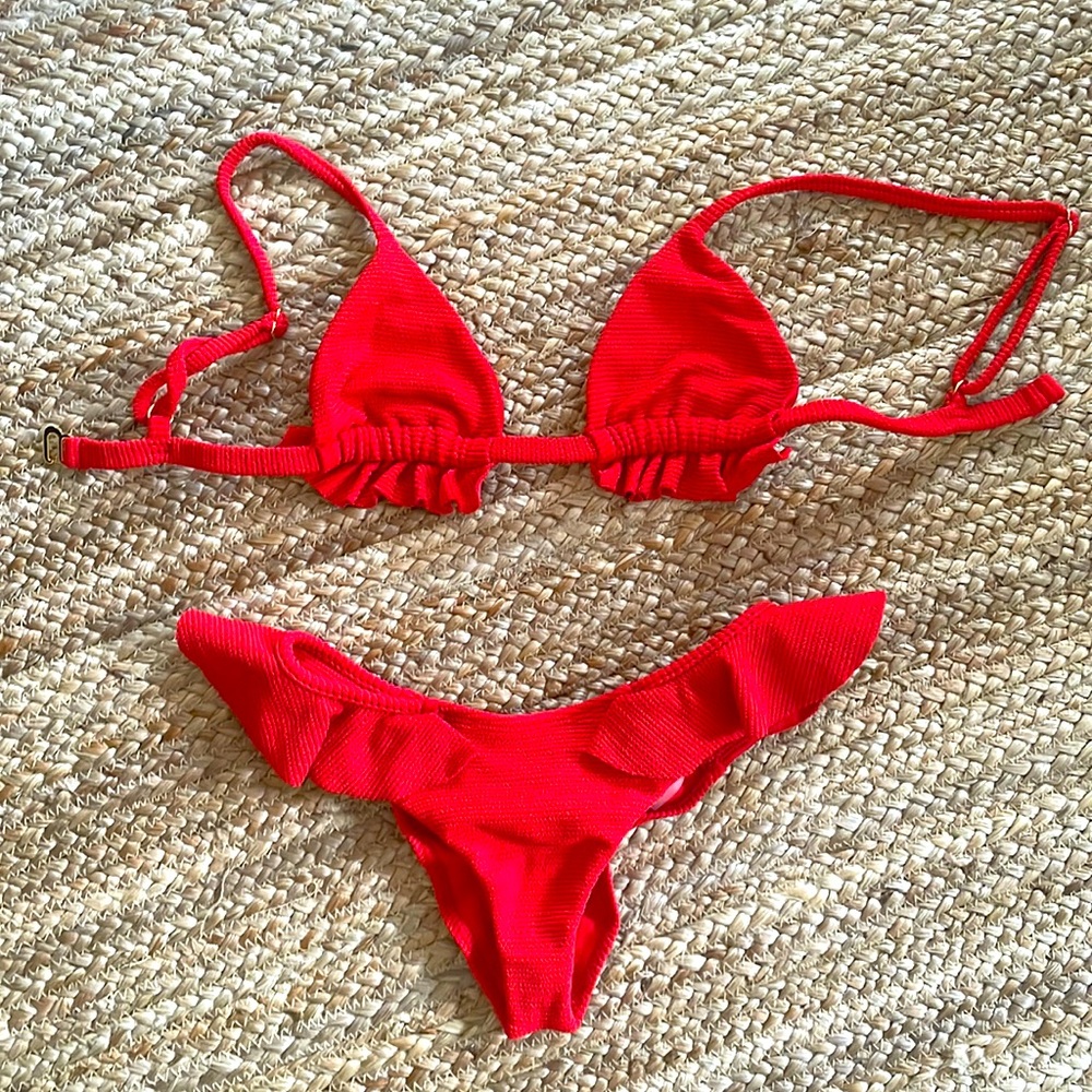 Montce small two piece